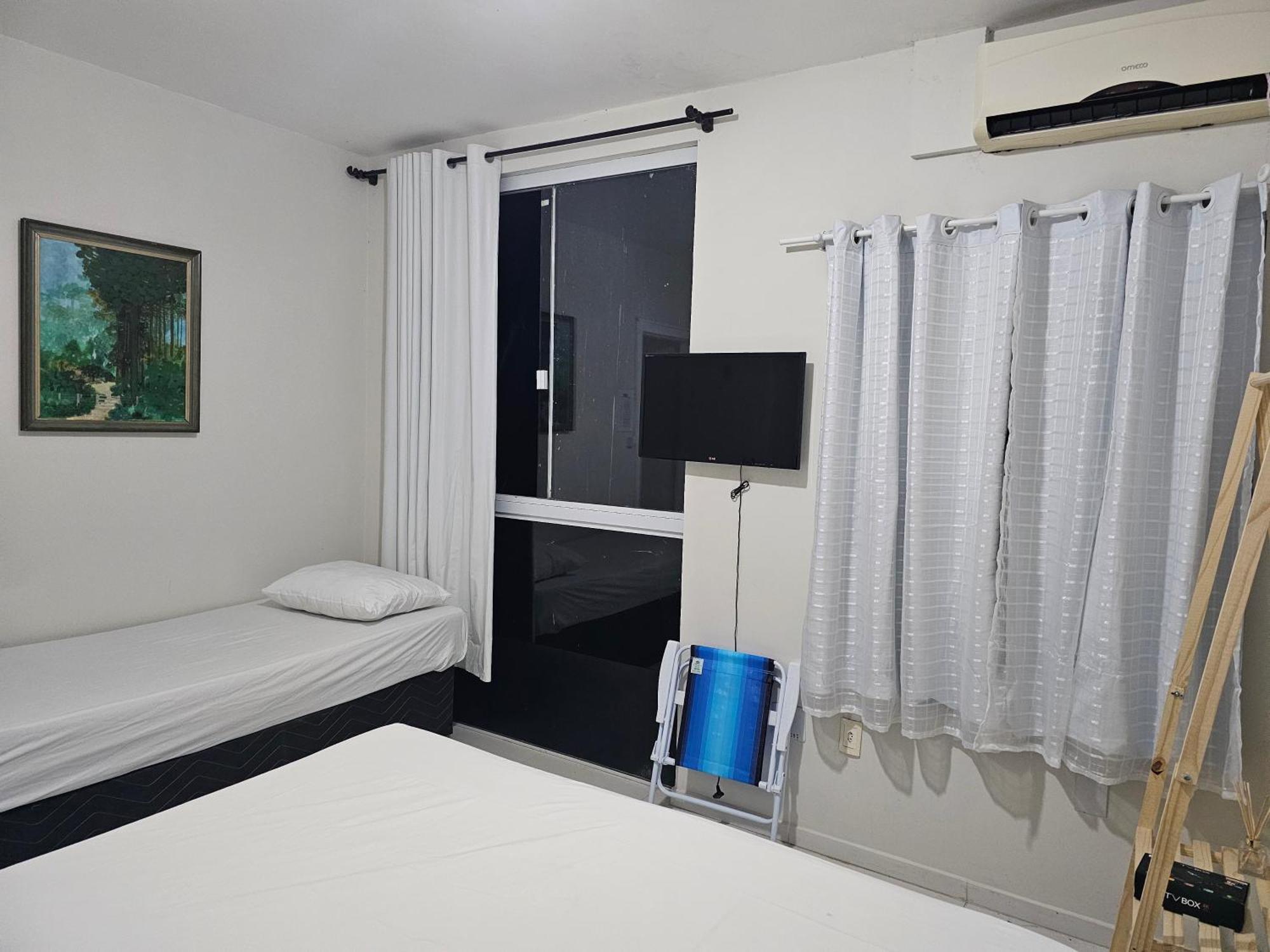 Hostal Forest House *