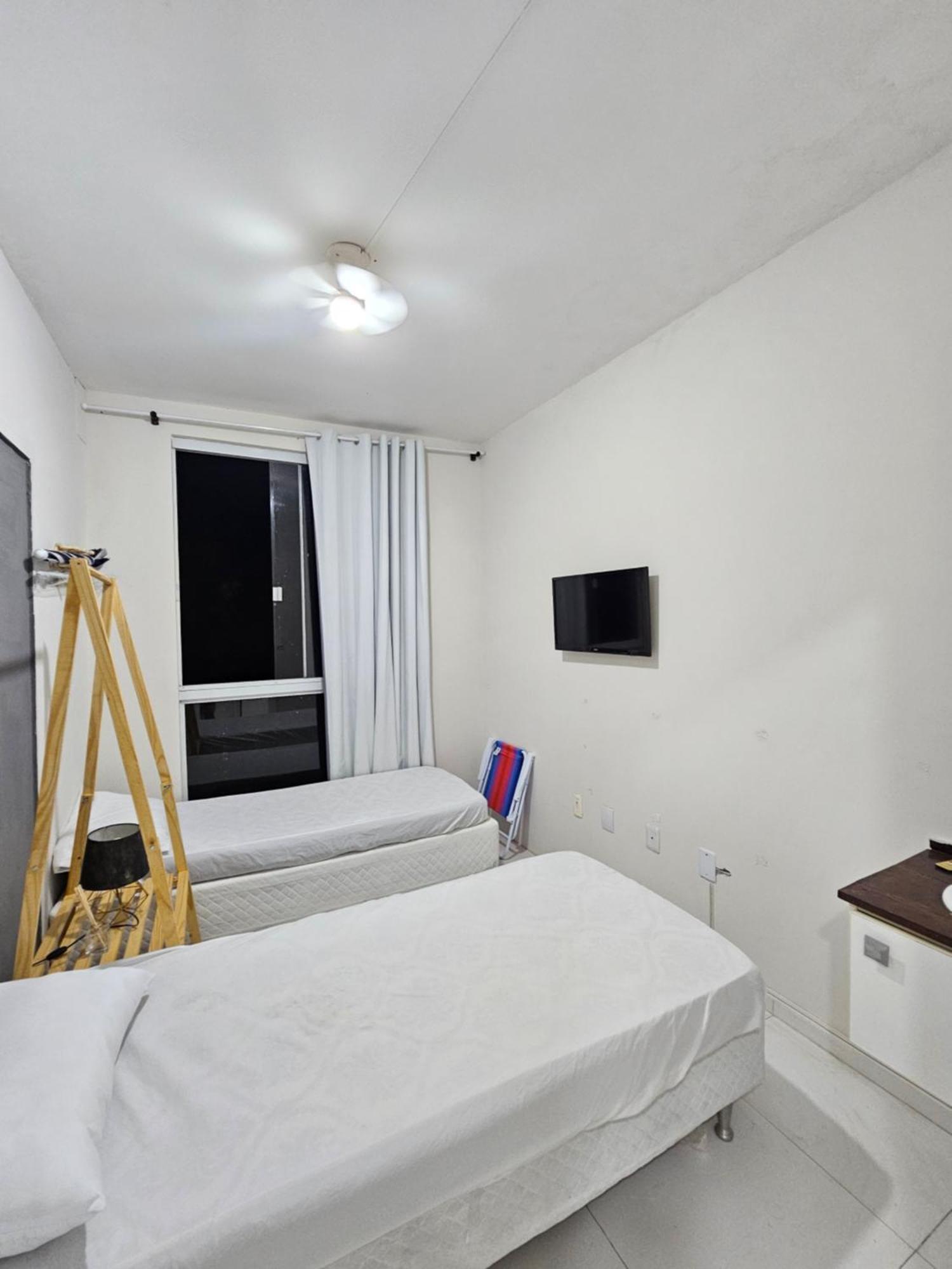 Forest House Hostal *